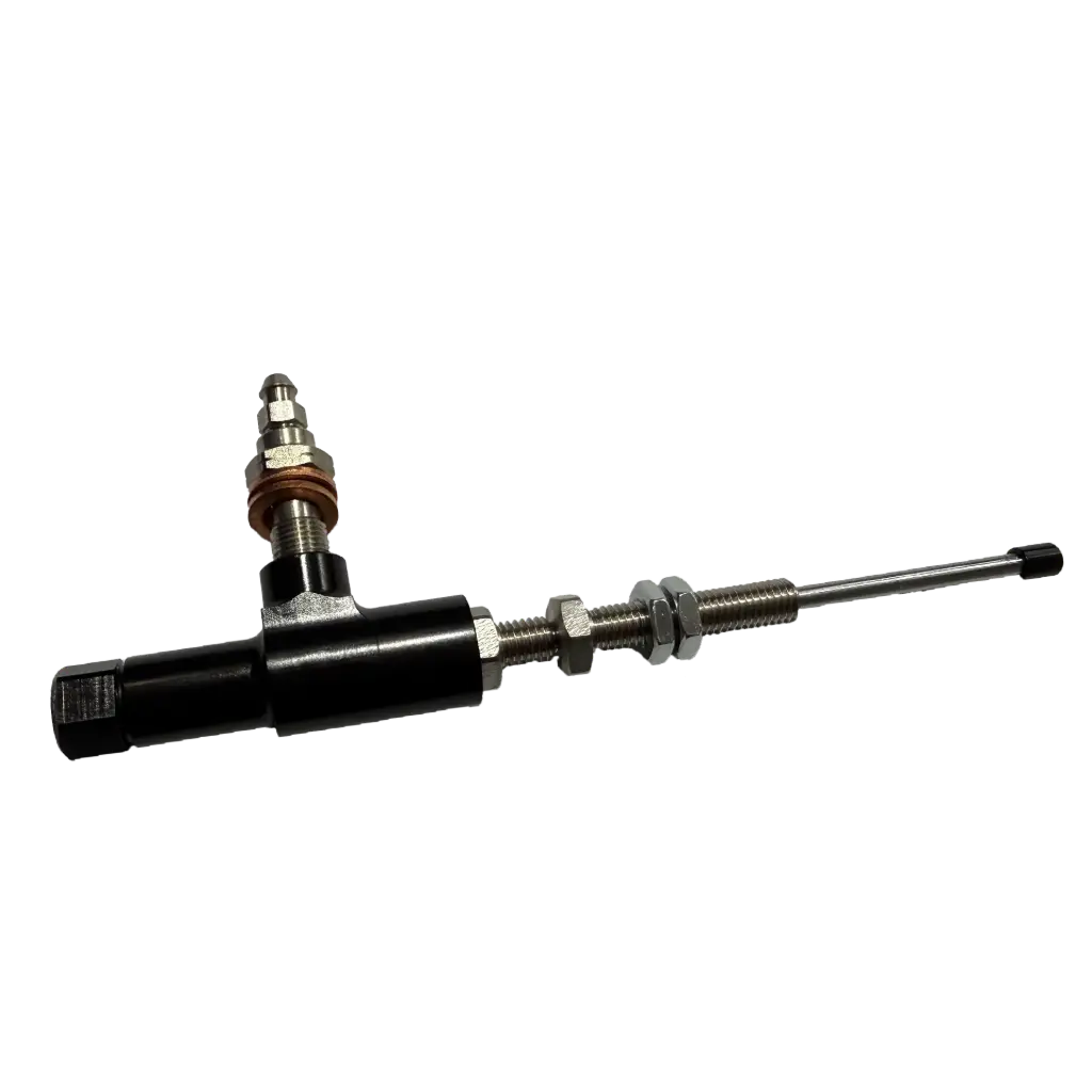 Engine clutch cylinder