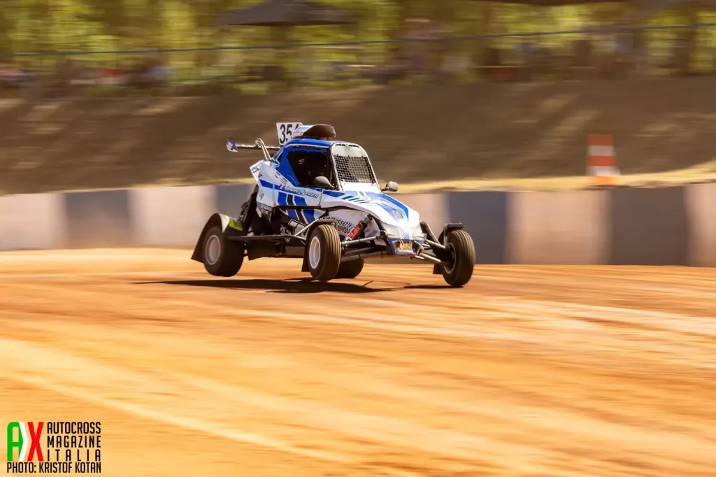 FIA XC TN11 - MT09